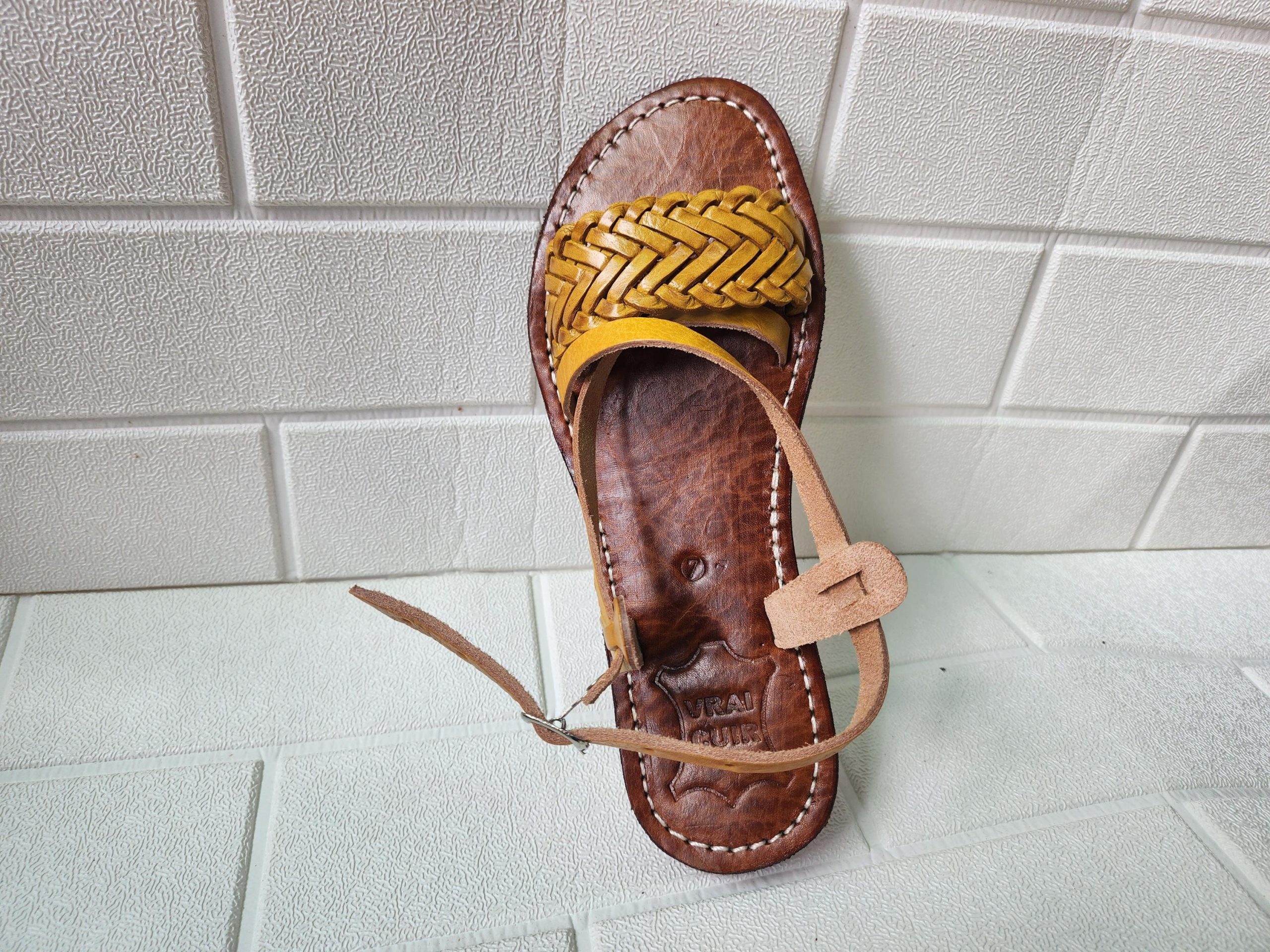 Handmade Moroccan Leather Sandals - Boho Summer Shoes - Ethnic Flat Shoes - Braided Leather Flip Flops - Artisan Beach Sandals -