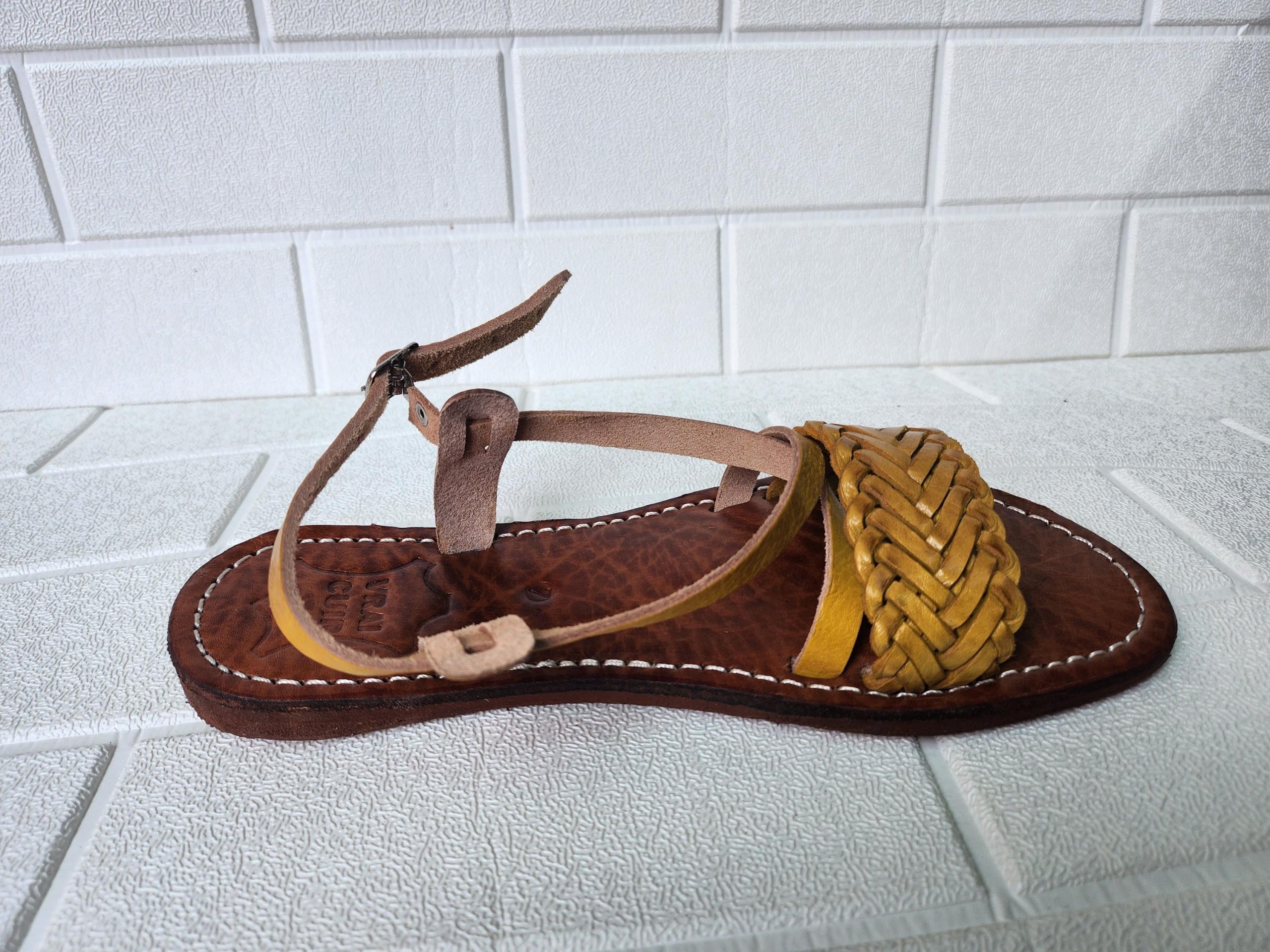 Handmade Moroccan Leather Sandals - Boho Summer Shoes - Ethnic Flat Shoes - Braided Leather Flip Flops - Artisan Beach Sandals -